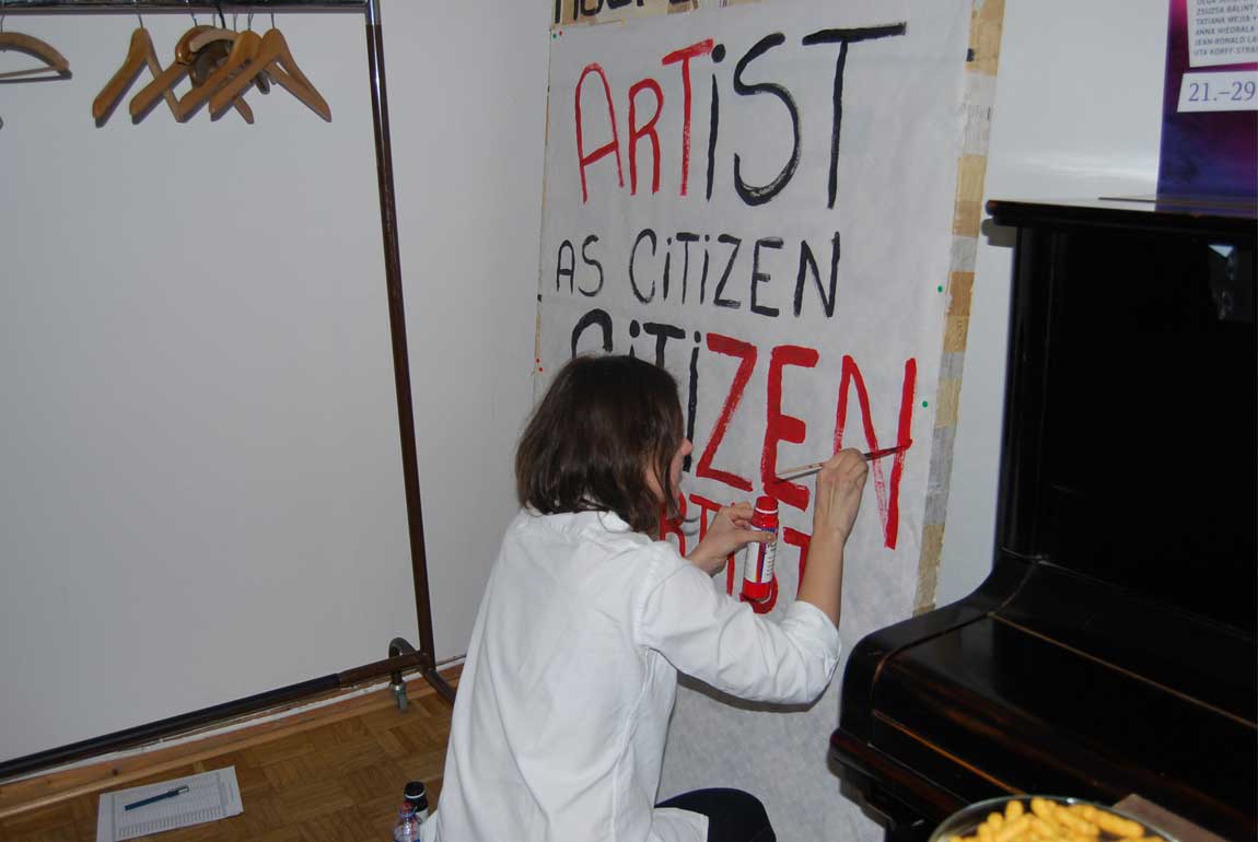 Artist-as-citizen-citizen-as-artist-Dan-Perjovschi-DC-Berlin